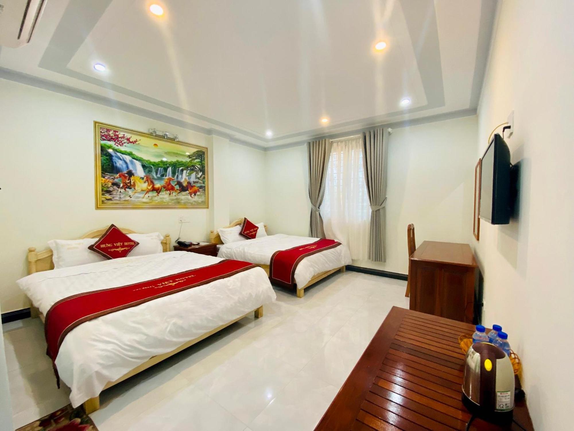 Khach San Hung Viet Hotell Kon Tum Exteriör bild